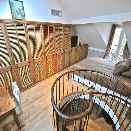 A Balcony On Notre Dame Apartman Párizs