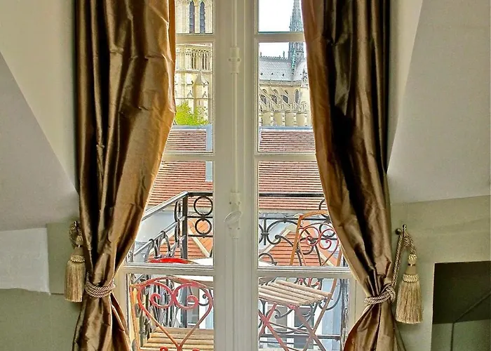 A Balcony On Notre Dame *