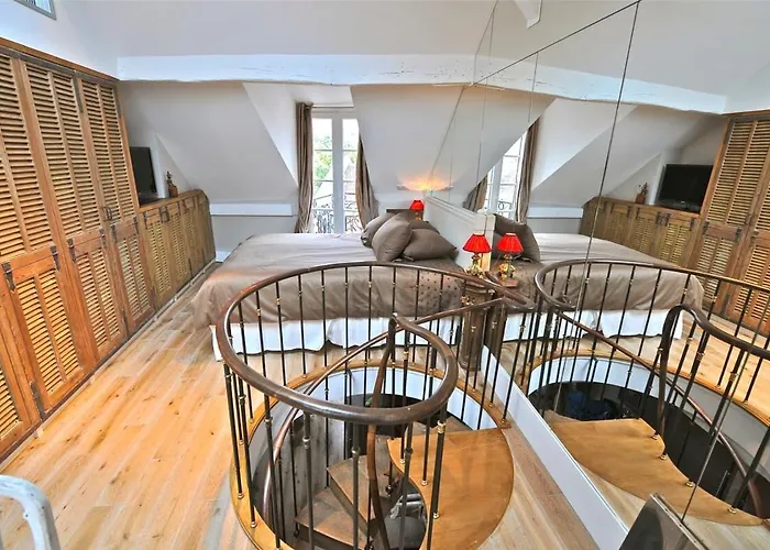 شقة A Balcony On Notre Dame باريس
